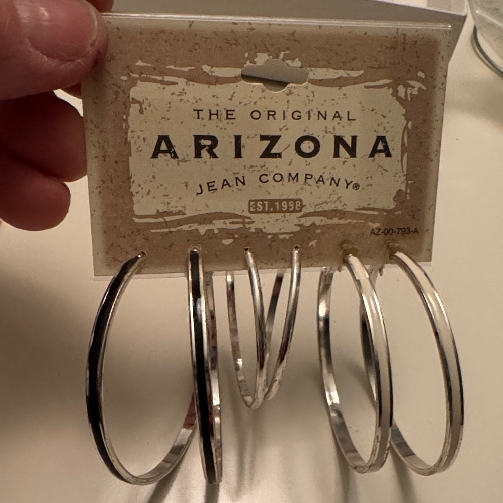 Arizona Jean Company Shiny Silver Hoop Earrings